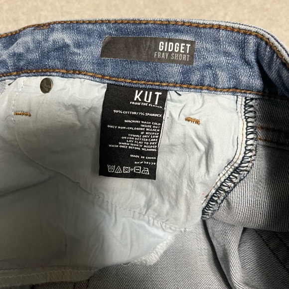 Kut From the Kloth Denim short - Picture 5 of 8